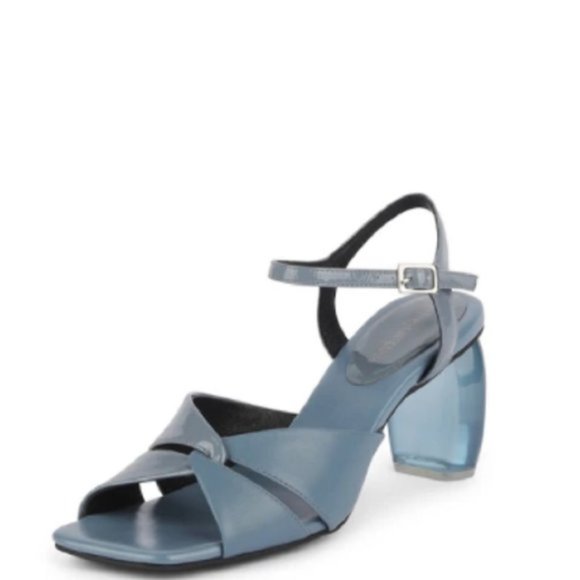 Jeffrey Campbell Shoes - $59 *NWT* (Size 6) Jeffrey Campbell Sandal